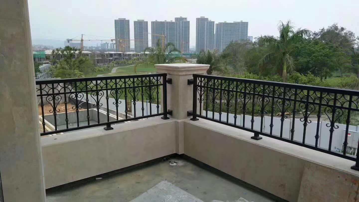 阳台护栏